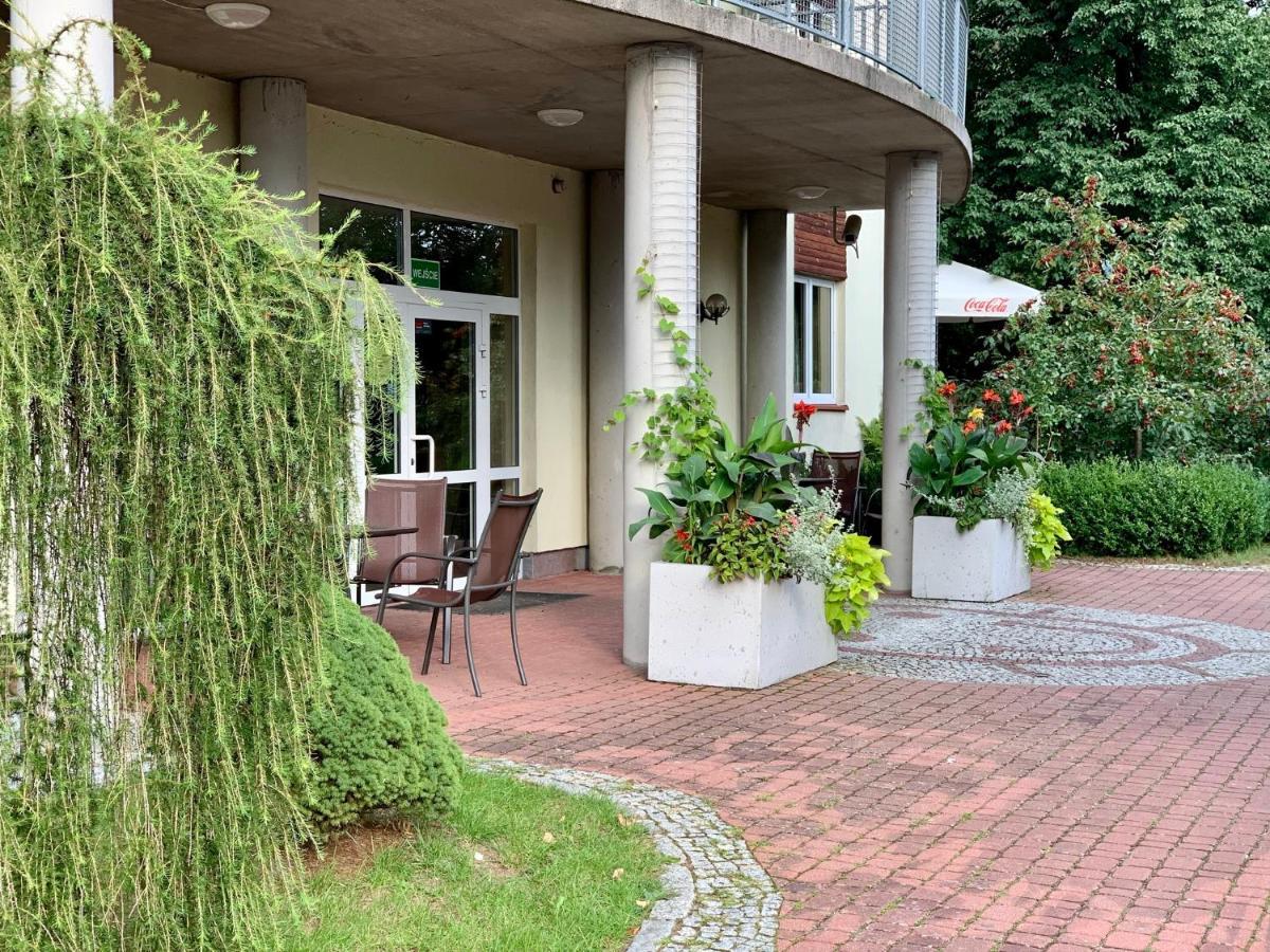Hotel Albatros Serwy Luaran gambar