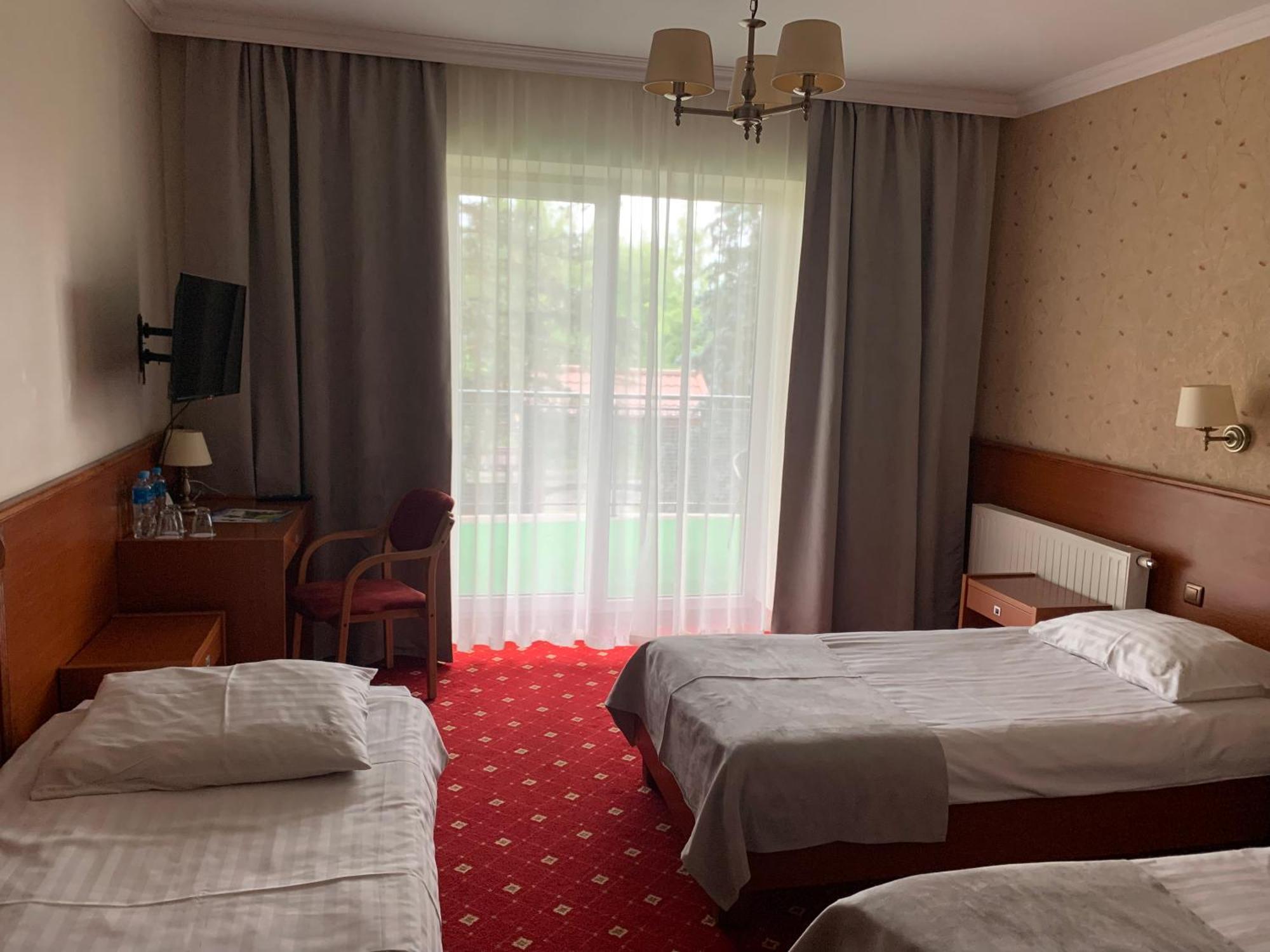 Hotel Albatros Serwy Luaran gambar