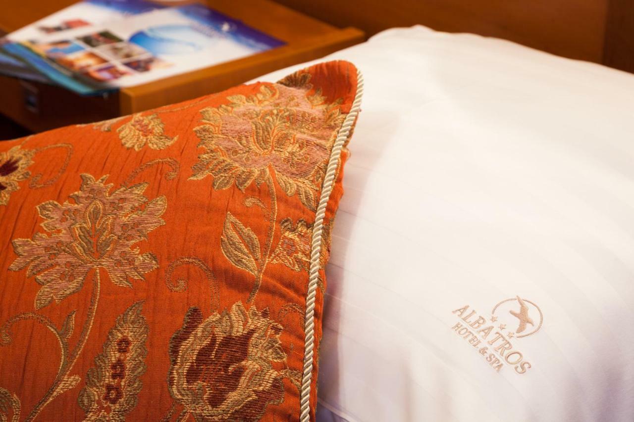 Hotel Albatros Serwy Luaran gambar